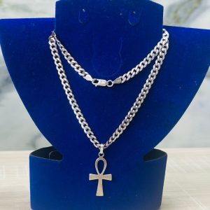 Collier maille gourmette avec croix