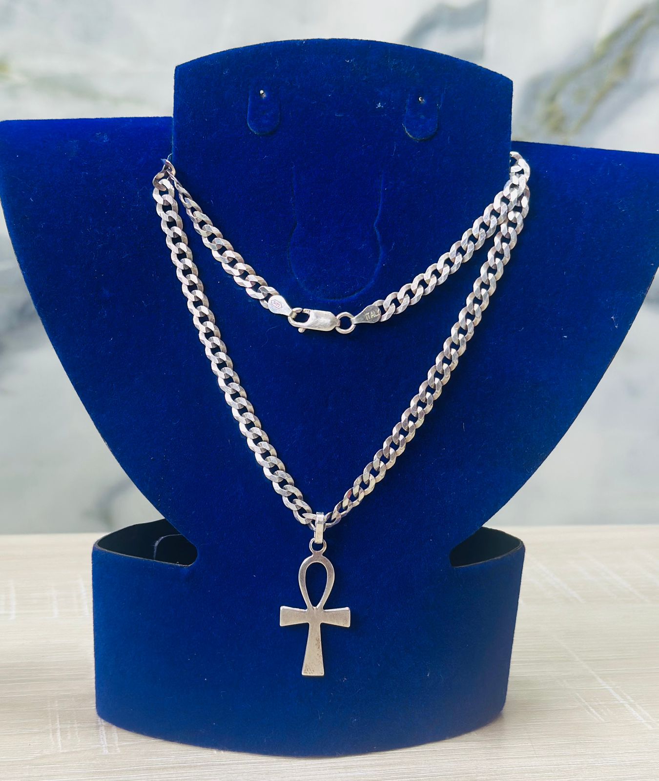Collier maille gourmette avec croix